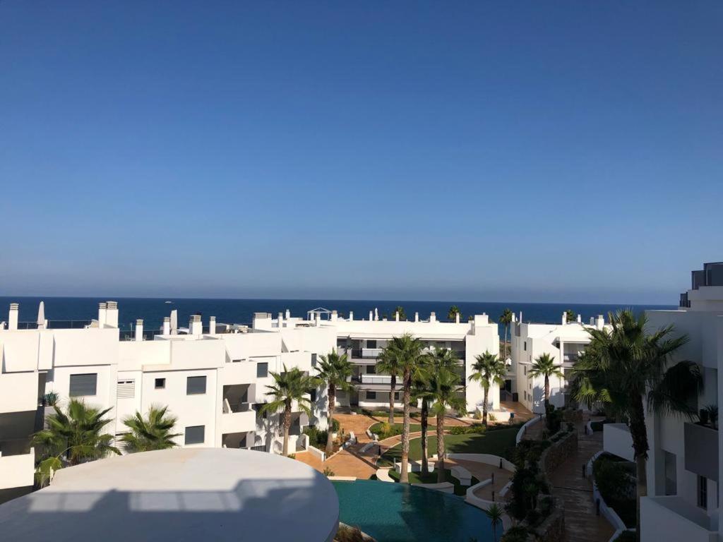 Luxury Beach Front Apartment Arenales del Sol Exterior foto