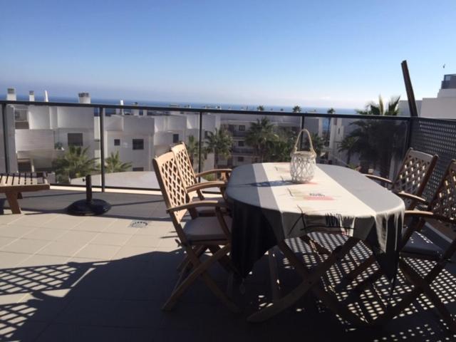 Luxury Beach Front Apartment Arenales del Sol Exterior foto