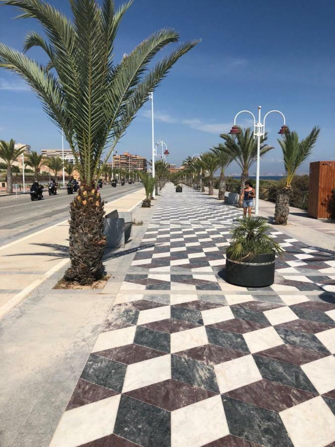Luxury Beach Front Apartment Arenales del Sol Exterior foto